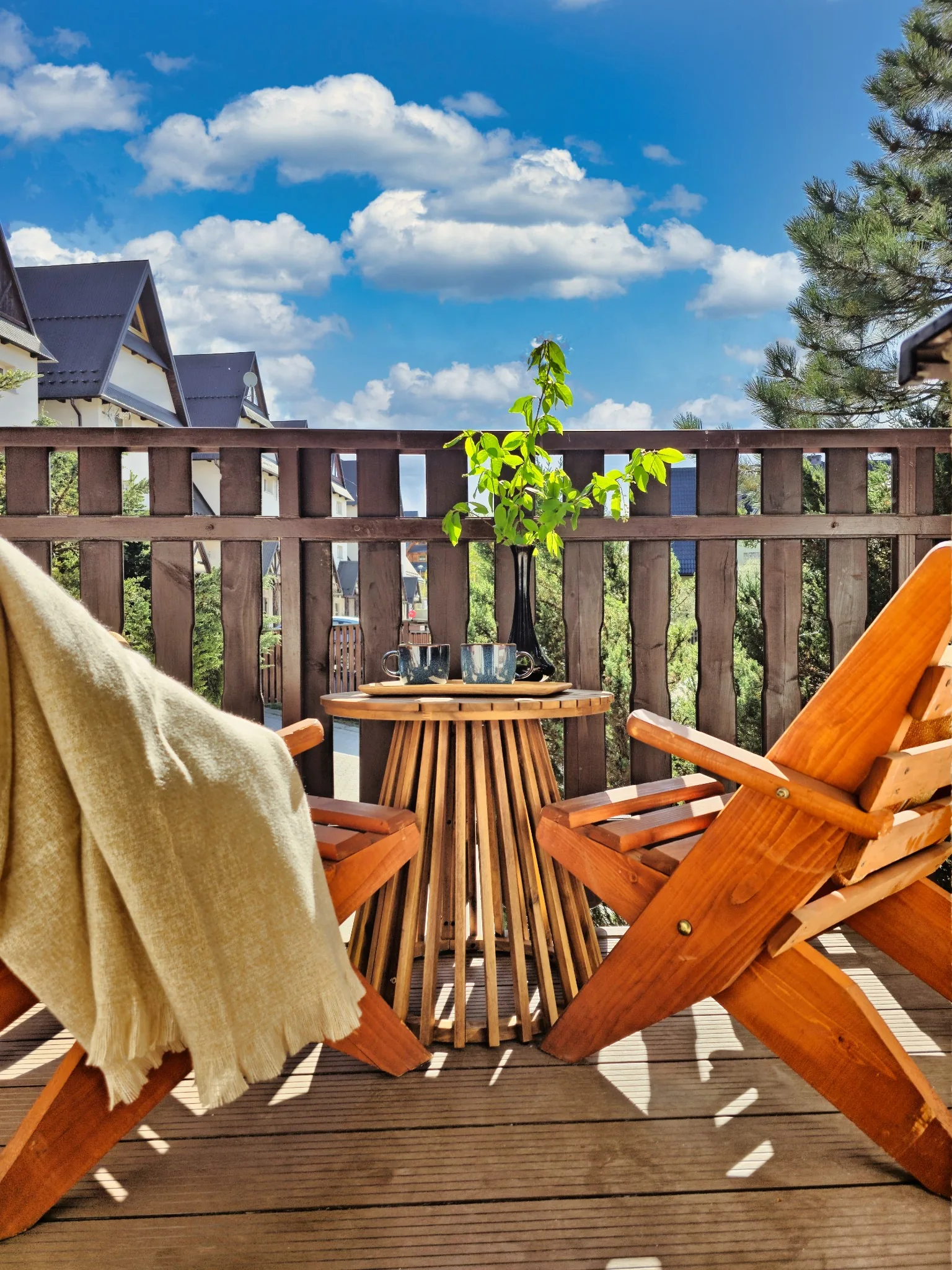 Balkon apartamentu Mountain Lotus z widokiem na Zakopane